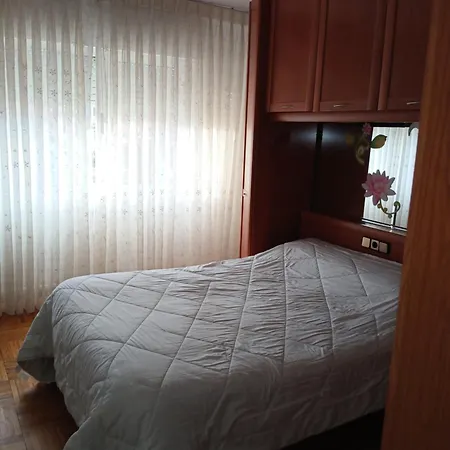 Piso Centrico En Pravia, Con 3 Sin Ascensor 아파트