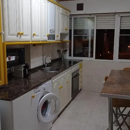 Piso Centrico En Pravia, Con 3 Sin Ascensor *